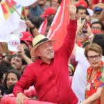 Lula vira em Minas, vence em 13 estados e conquista reeleição histórica