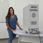 Ana Paula Mendes vota em Cabo Frio em domingo de segundo turno presidencial – Manchete RJ – Notícias do Estado do Rio de Janeiro